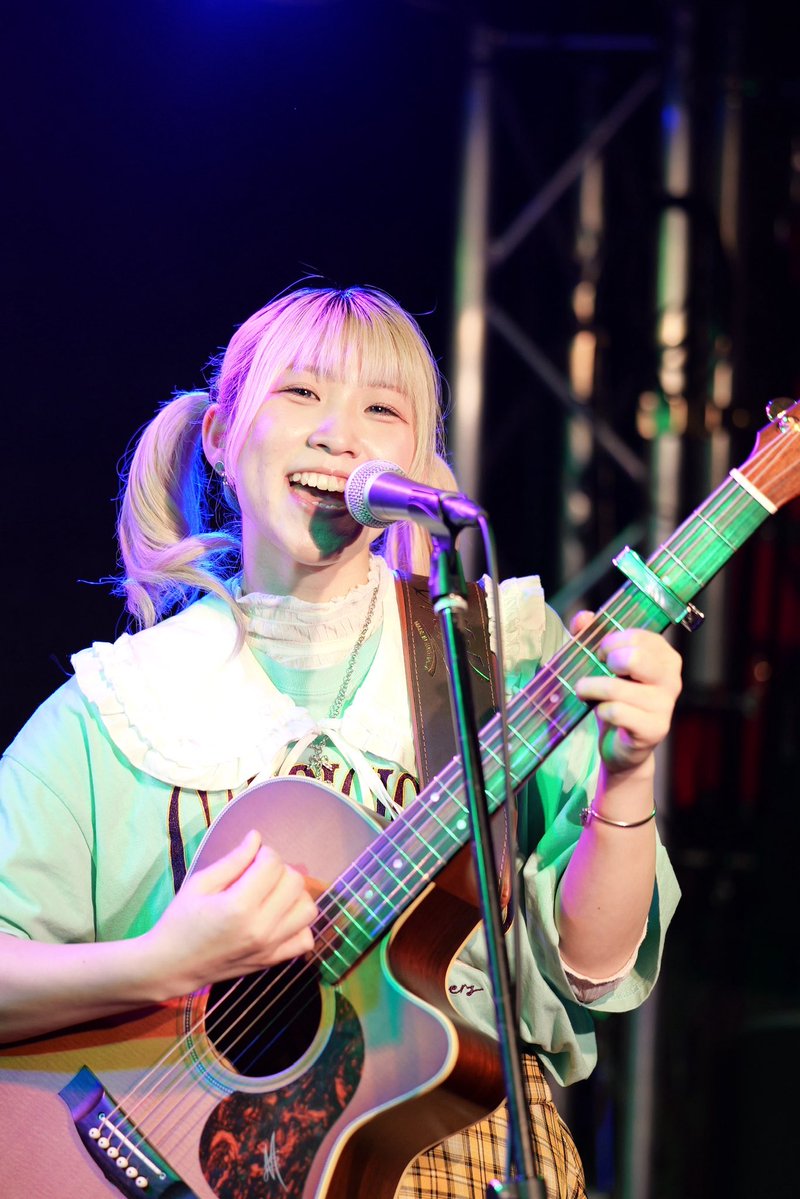 ななは tweet media