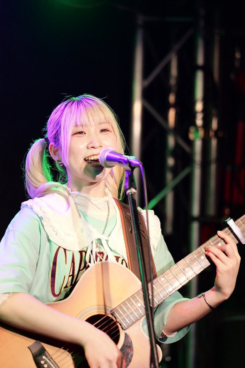 ななは tweet media