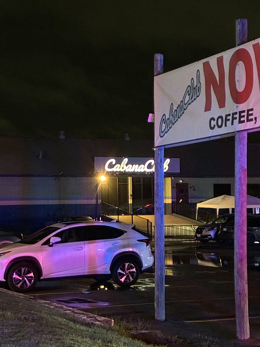 cbsaustin's tweet image. #UPDATE: One person is dead, and multiple others were injured in a shooting outside an East Austin cocktail bar Friday night, according to the Austin Police Department.
cbsaustin.com/news/local/pol…