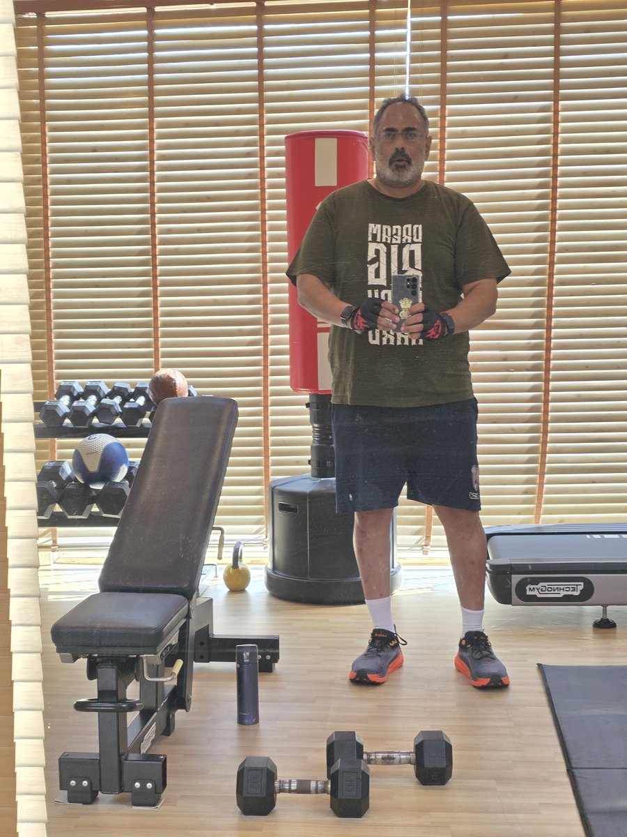 RajeevRC_X's tweet image. "Dream Big, Work Hard" 🤘🏻

Back to Fitness training after a month of Election campaigning.💪🏻💪🏻

#FitKeralam #FitIndia #VikasitaKeralam