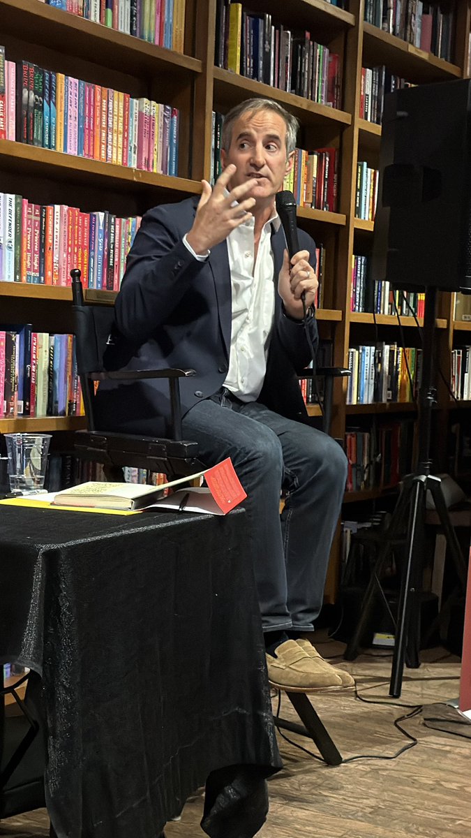 pravvy's tweet photo. @scribemediaco It’s All About Relationships book talk tonight by Eddy Arriola , inspiring us to go for our personal Big Heist &amp; assemble our Casino score crew, Oceans 11 style, at Books &amp; Books Coral Gables tonight.

Insightful QA with the audience &amp; interview by his high school history teacher https://t.co/8PB1w8bJmt
