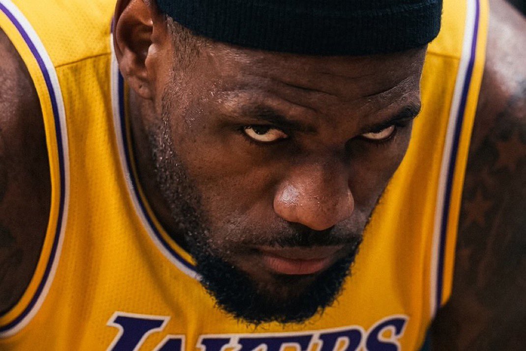 verobot21's tweet photo. @LakeShowYo Demon time https://t.co/xq71oNdSAB