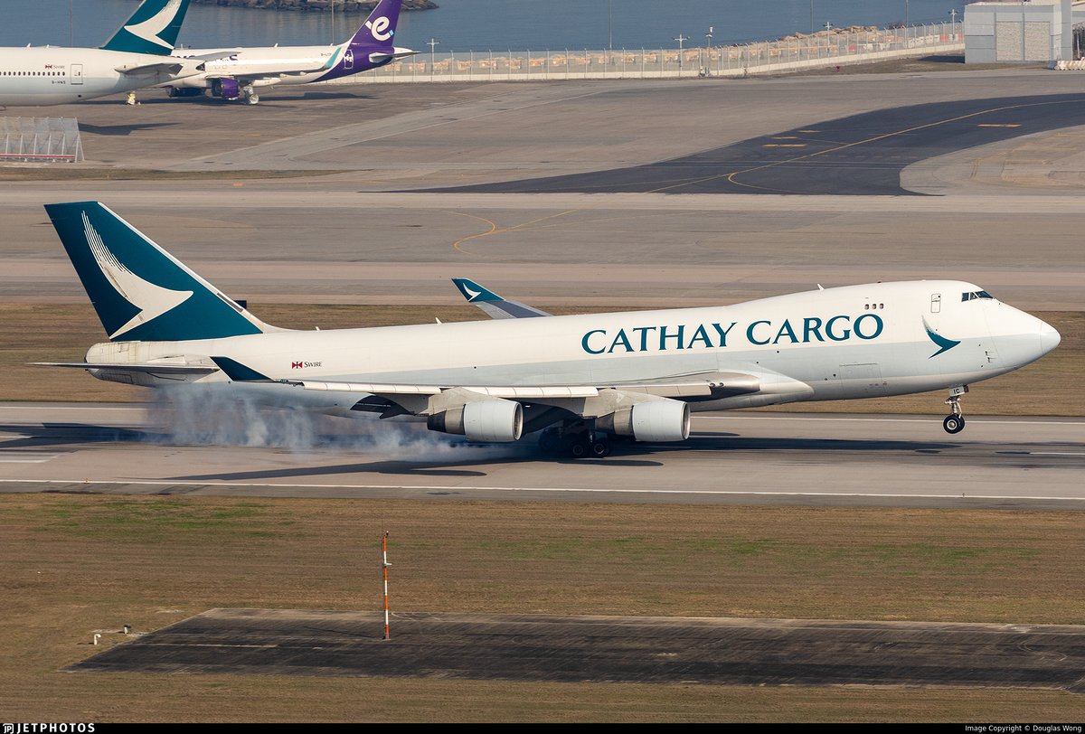 JetPhotos tweet media