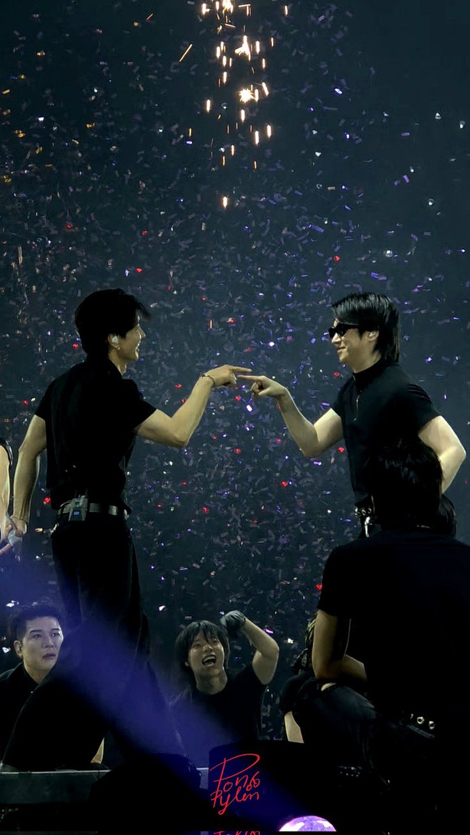 fi |🐤🍒🖐🏻 83z tweet media