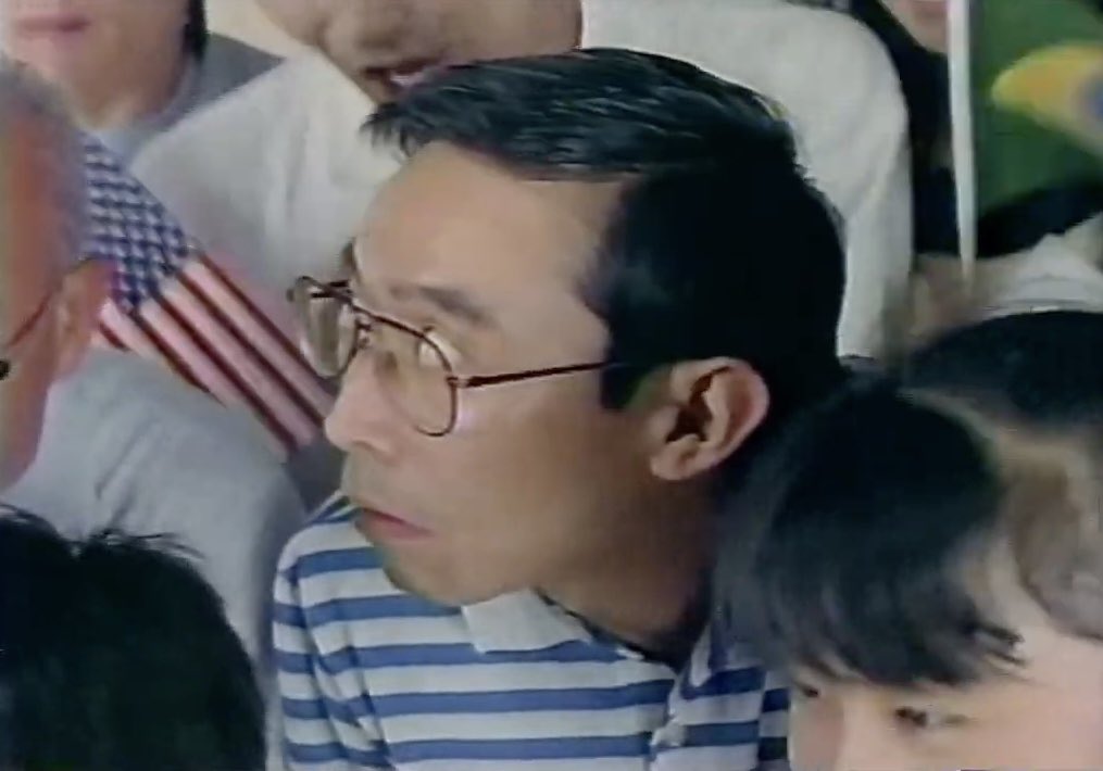 teraihiroki's tweet photo. ちょうど40年前ファミコンのCMに登場する網野あきらさん。ミスチル『くるみ』のMVにどことなく東映不思議コメディーシリーズのエモさを感じるのは網野さんの哀愁がなせる技。 https://t.co/xyXzhccIiy