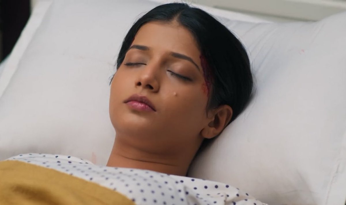 You were better off without a kid my girl cause the daughter you thought would brighten your life has done nothing but brought darkness in your life!! All these sacrifices are not worth it for her🙂💔

#Yrkkh #Samridhiishukla #Abhirasharma #Abhimaan