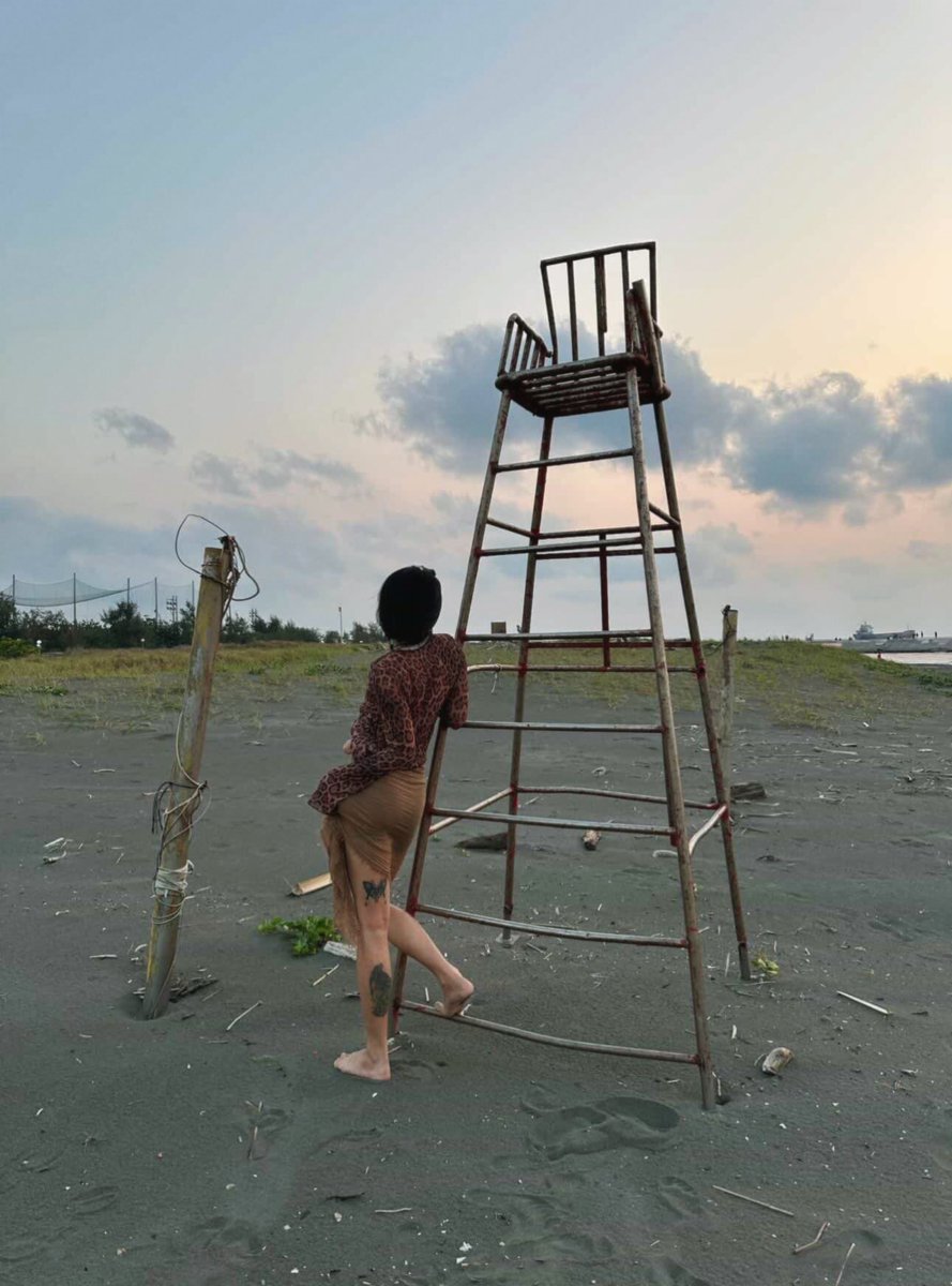 女明星 tweet media