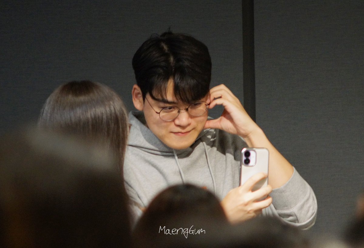 맹굼⁹⁸ tweet media