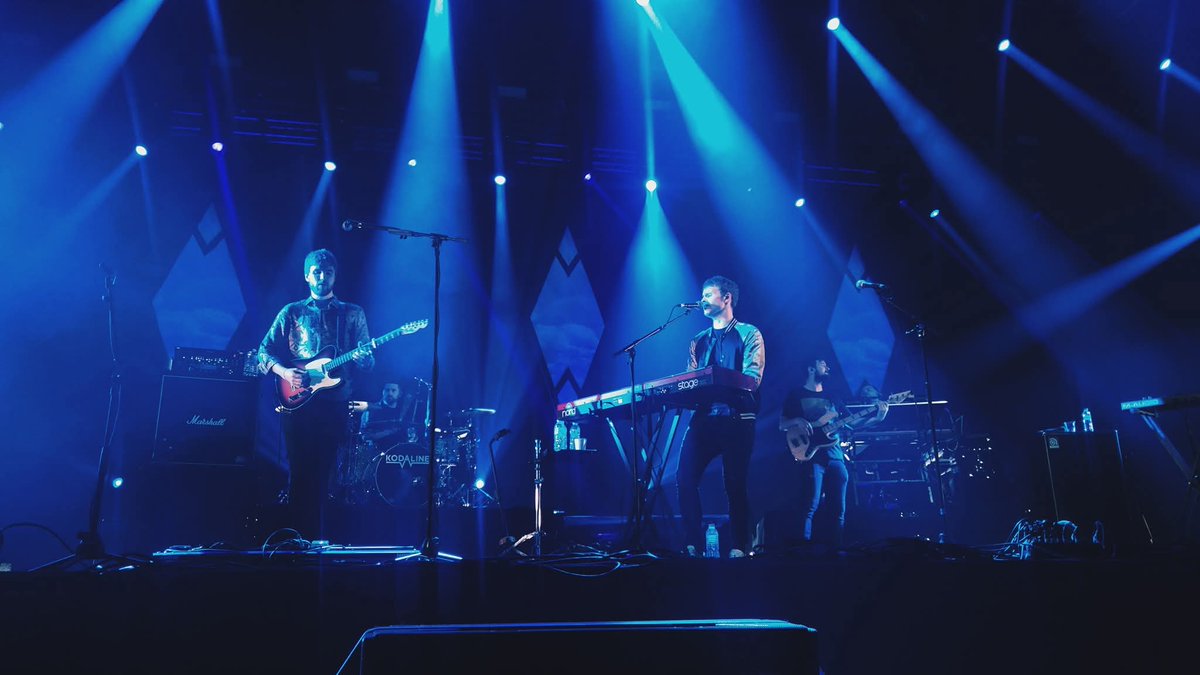 iPatties's tweet photo. When i first met @Kodaline 

22 feb 2019 
#KodalineBKK2019 #mangosteenmusicfest https://t.co/Q2GFmxi2xG