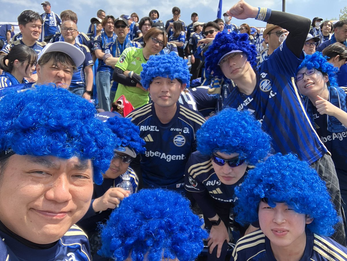 青アフロ隊 tweet media