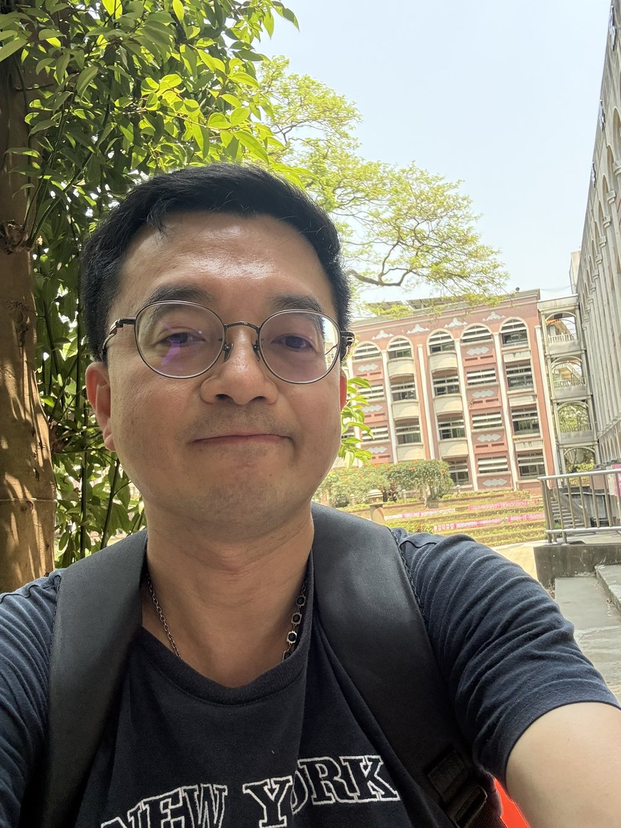 Godness Pan tweet media