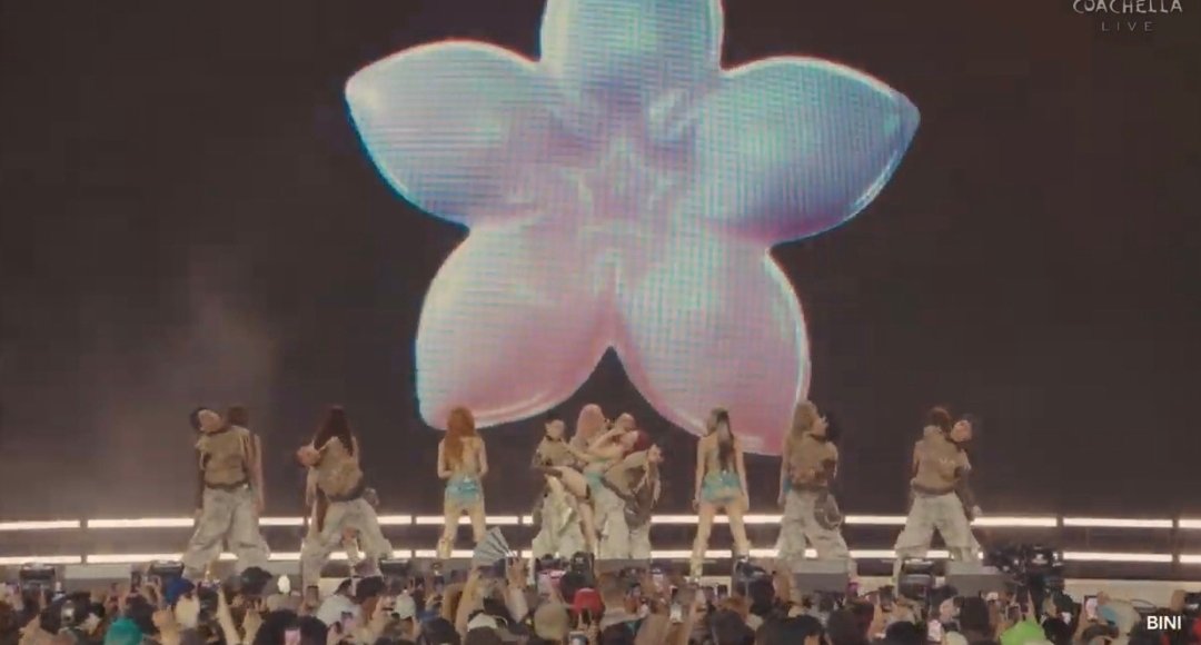 About Music tweet media