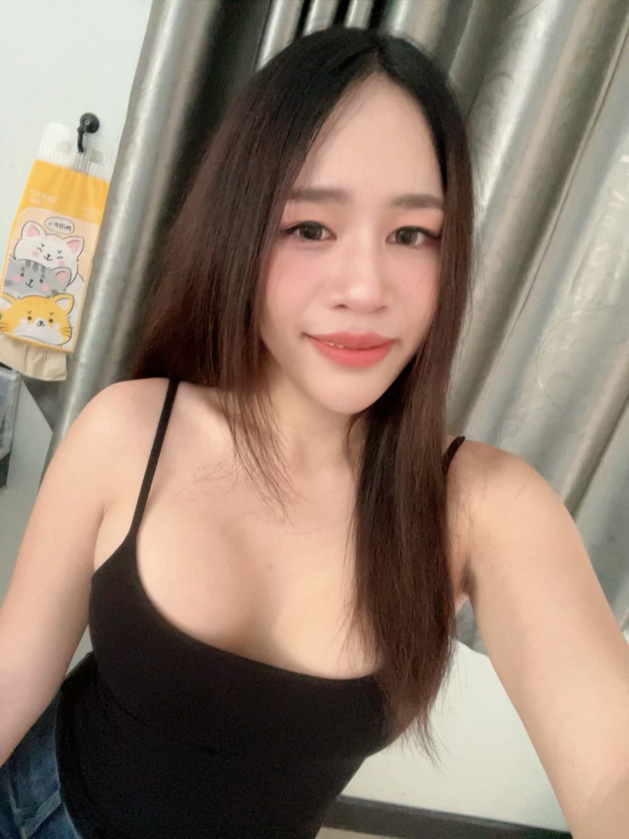 โอ๋ อ. lady boy 😉 tweet media