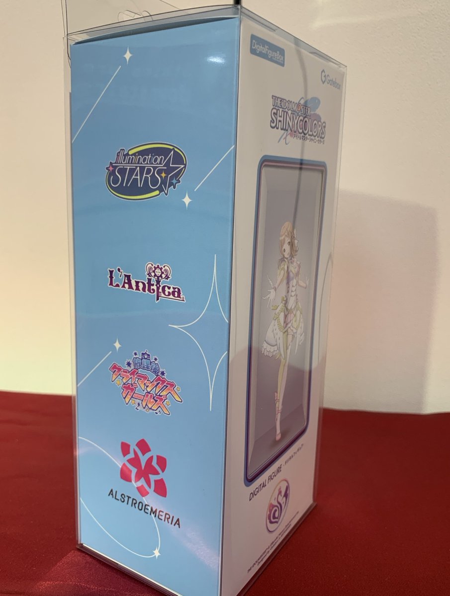 Kotobukiya_akb's tweet image. 【コトブキヤ秋葉原館2階】   
商品情報:「デジタルフィギュアボックス アイドルマスター シャイニーカラーズ」￥5,500(税込)    

“シャニマスの世界と一緒に暮らす”新体験‼️ 
箱の側面には各ユニットのロゴが入っております👀
店頭サンプルも展示中✨

ぜひご利用ください🪽
 #KOTOBUKIYA