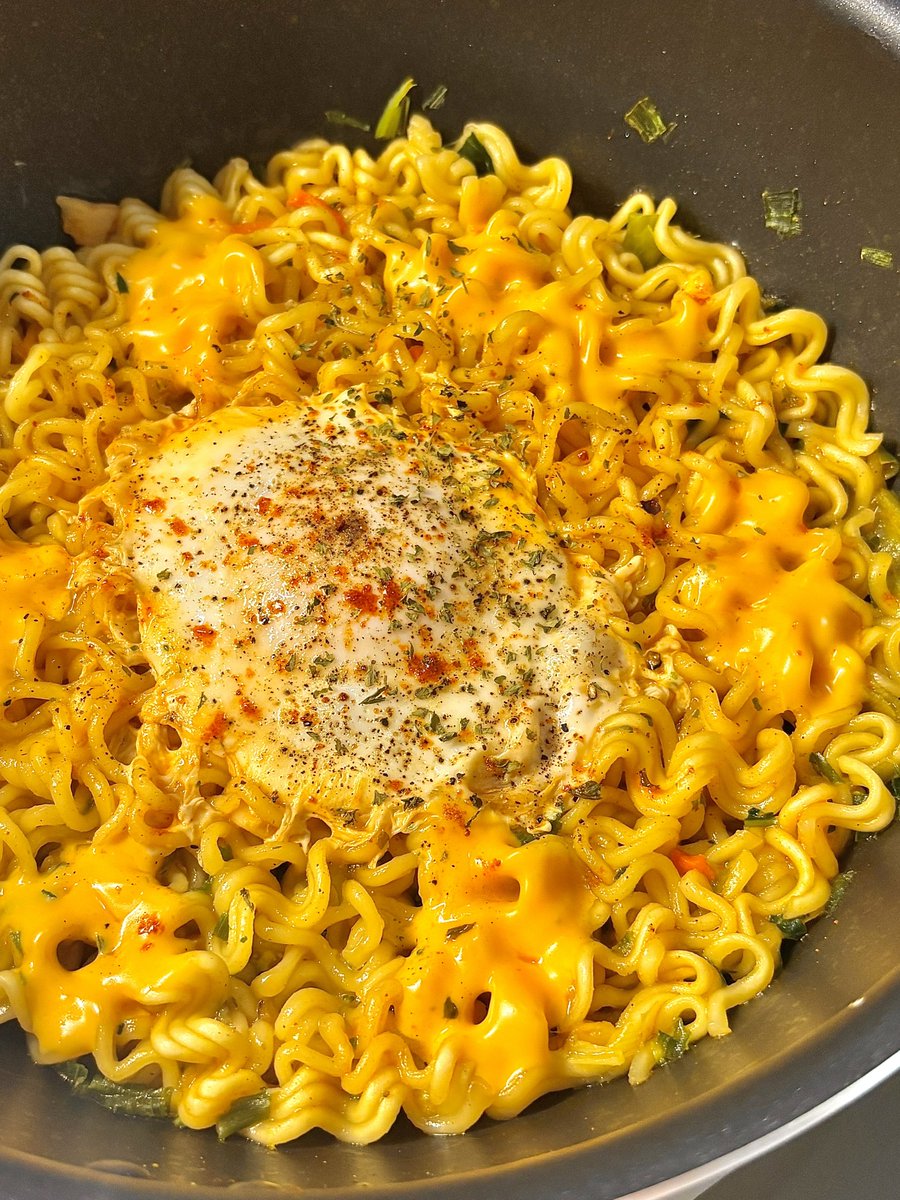 수로밥 tweet media