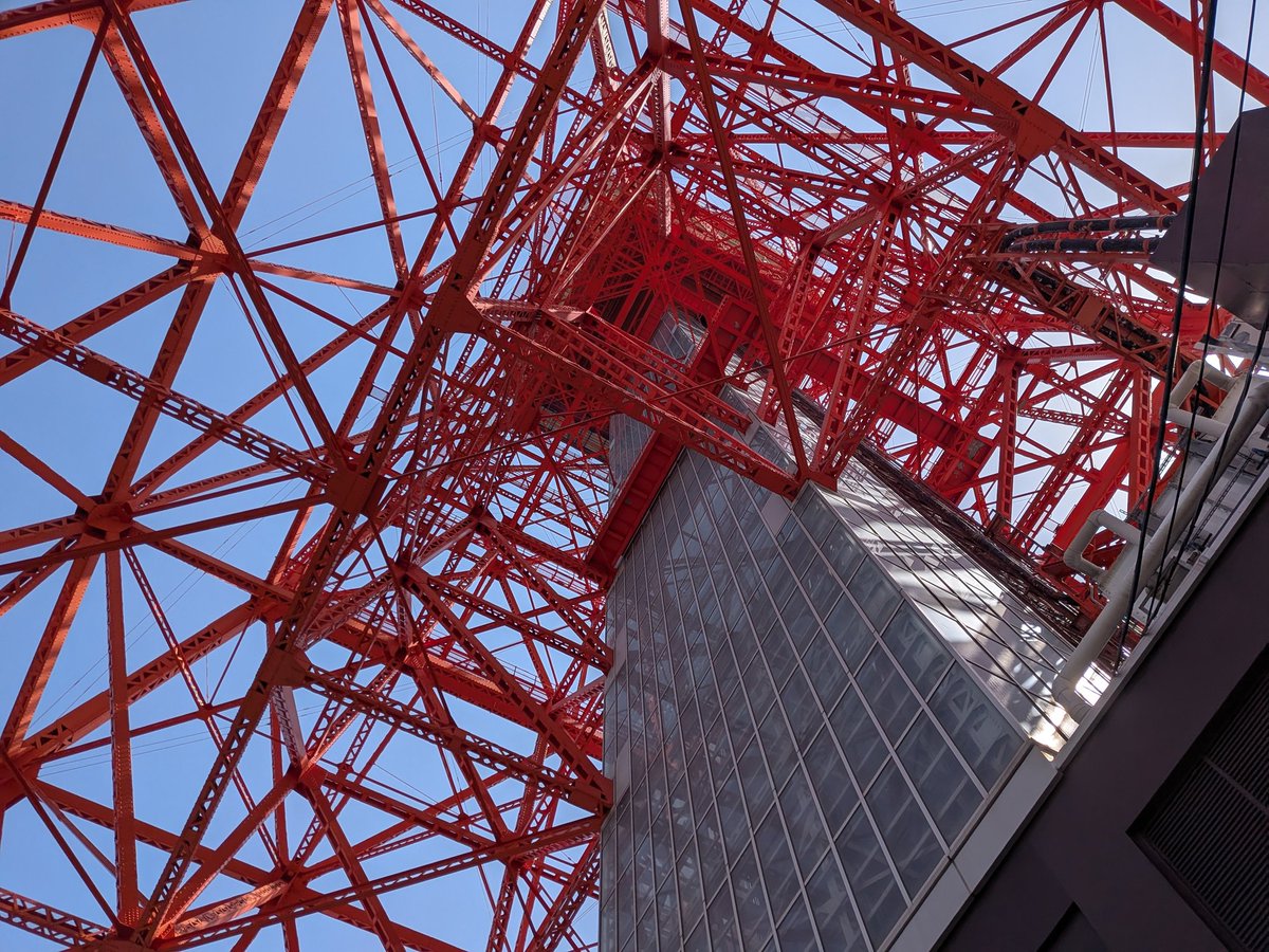 アレクロア tweet media