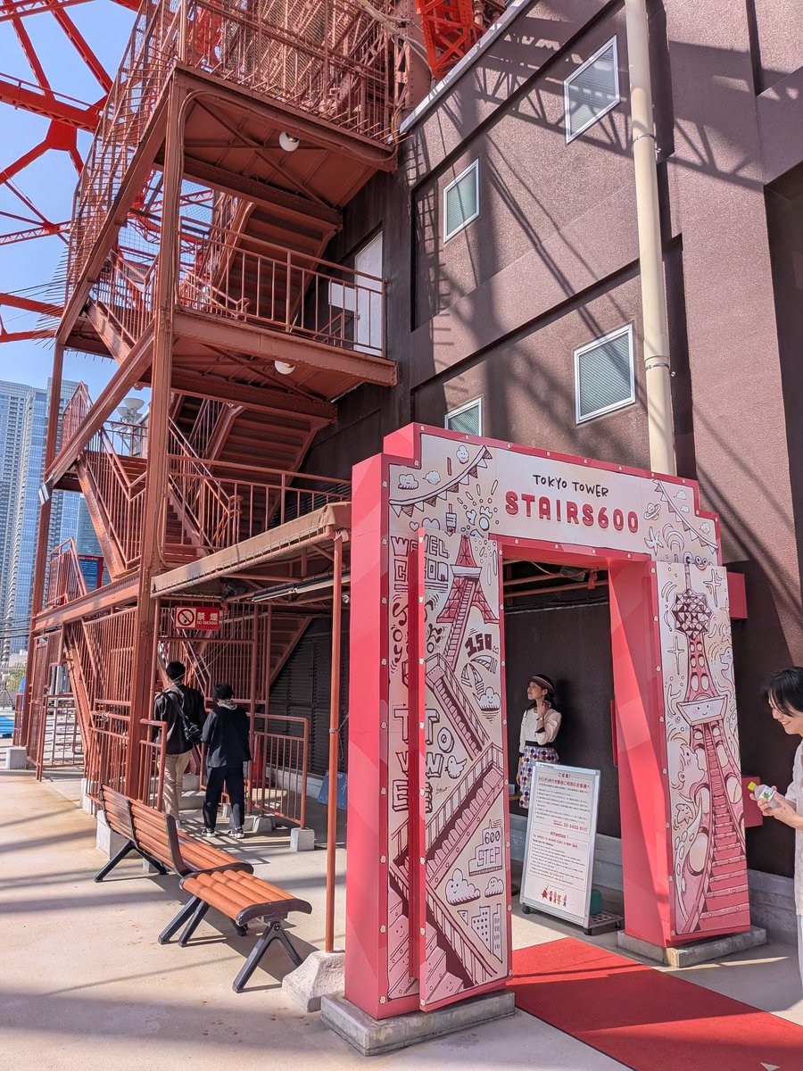 アレクロア tweet media