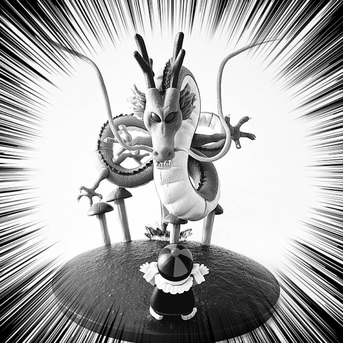 TehPsz's tweet photo. ドラゴンボール History Box 神龍
開封しました！！
小さいのにピラフがしっかりピラフしてますw

ジオラマ付きフィギュアって良いですね😚

#フィギュア愛でる部
#ドラゴンボール
#HistoryBox https://t.co/yvgEGk581c