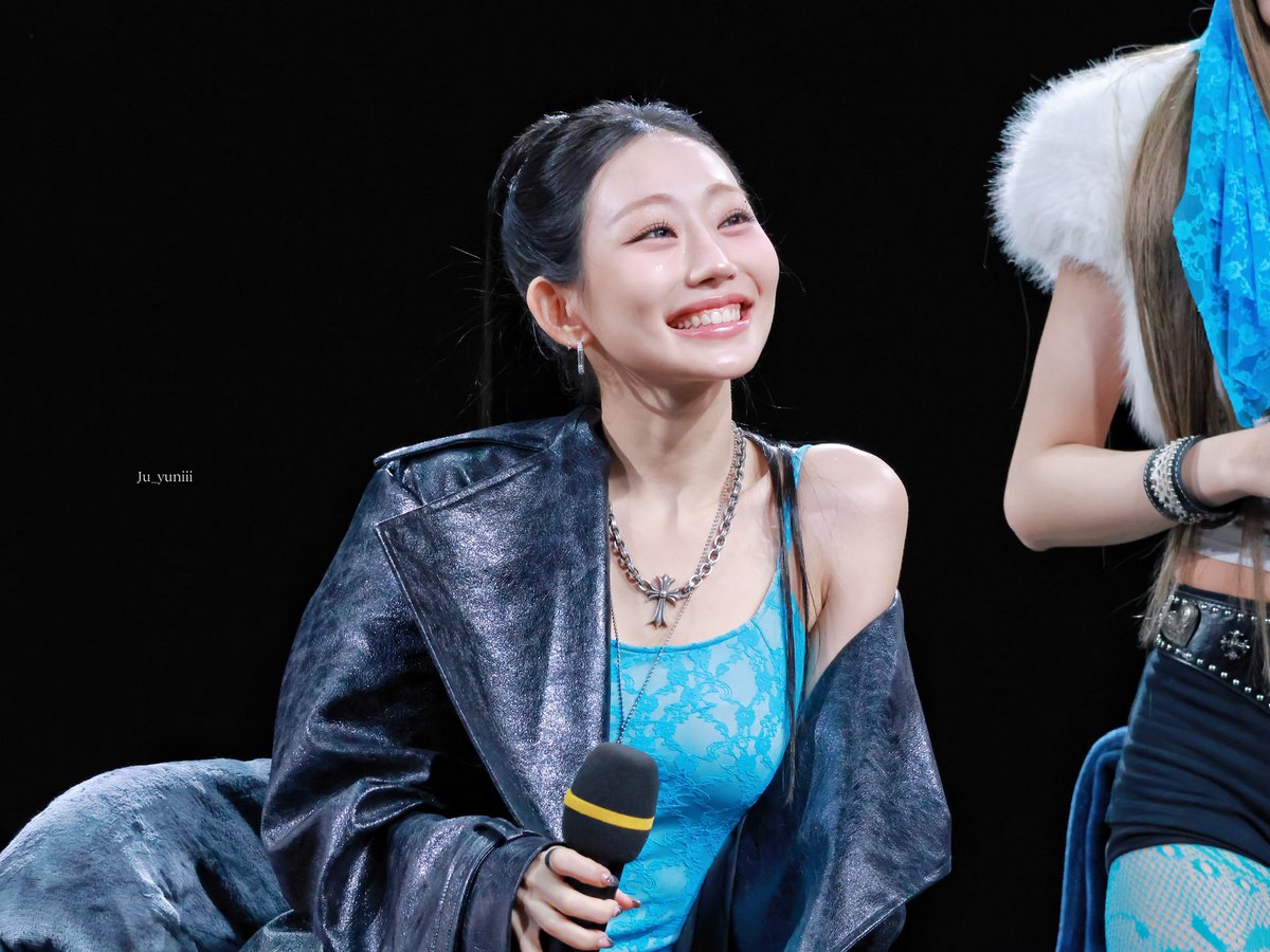Ju_yuniii's tweet photo. 260411 ｜오늘의 🐱

#KISSOFLIFE #키스오브라이프 #KIOF 
#JULIE #쥴리 https://t.co/lhuGManM7y