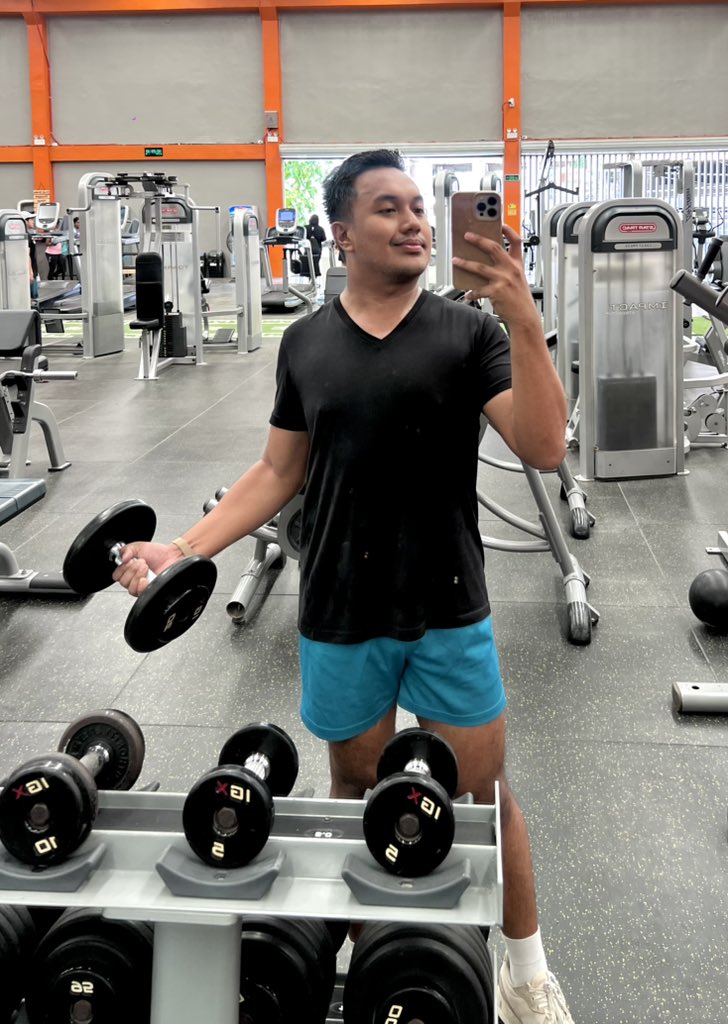 IG: Johnnyyybravooo_ ♌ tweet media