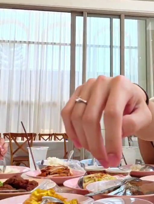 Haf~🍂 tweet media