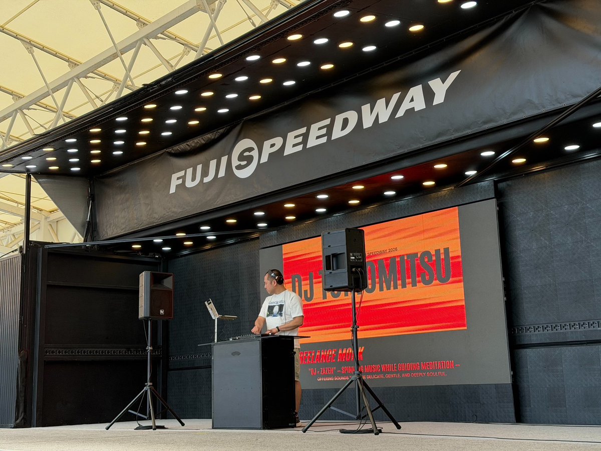 富士山花火 tweet media