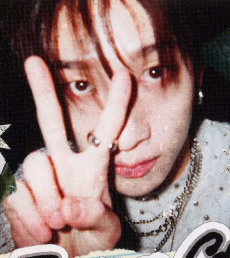 La última vez fue el mismo Chan quien se encargó de demandar a aquellos que dañaban su imagen e inventaba rumores de el que lo afectaban física y mentalmente un trabajo que deberian hacer USTEDES como empresa, NO EL. 

#ProtectChan <a href="/Stray_Kids/">Stray Kids</a> <a href="/SkzSupport18900/">STAY support SKZ</a>