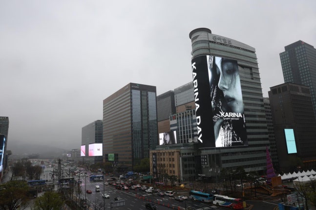 Sunshine tweet media