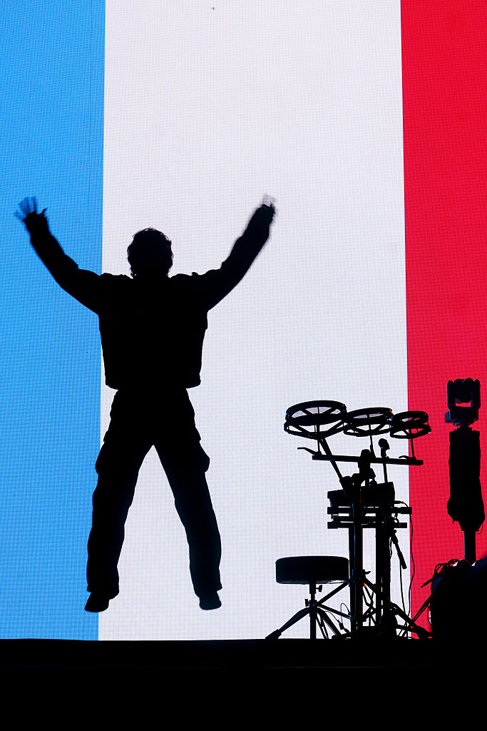 The World Famous KROQ tweet media