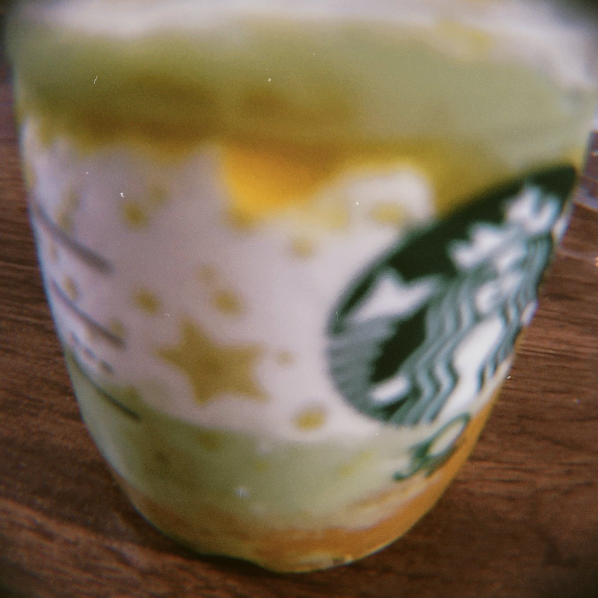 めろこ tweet media