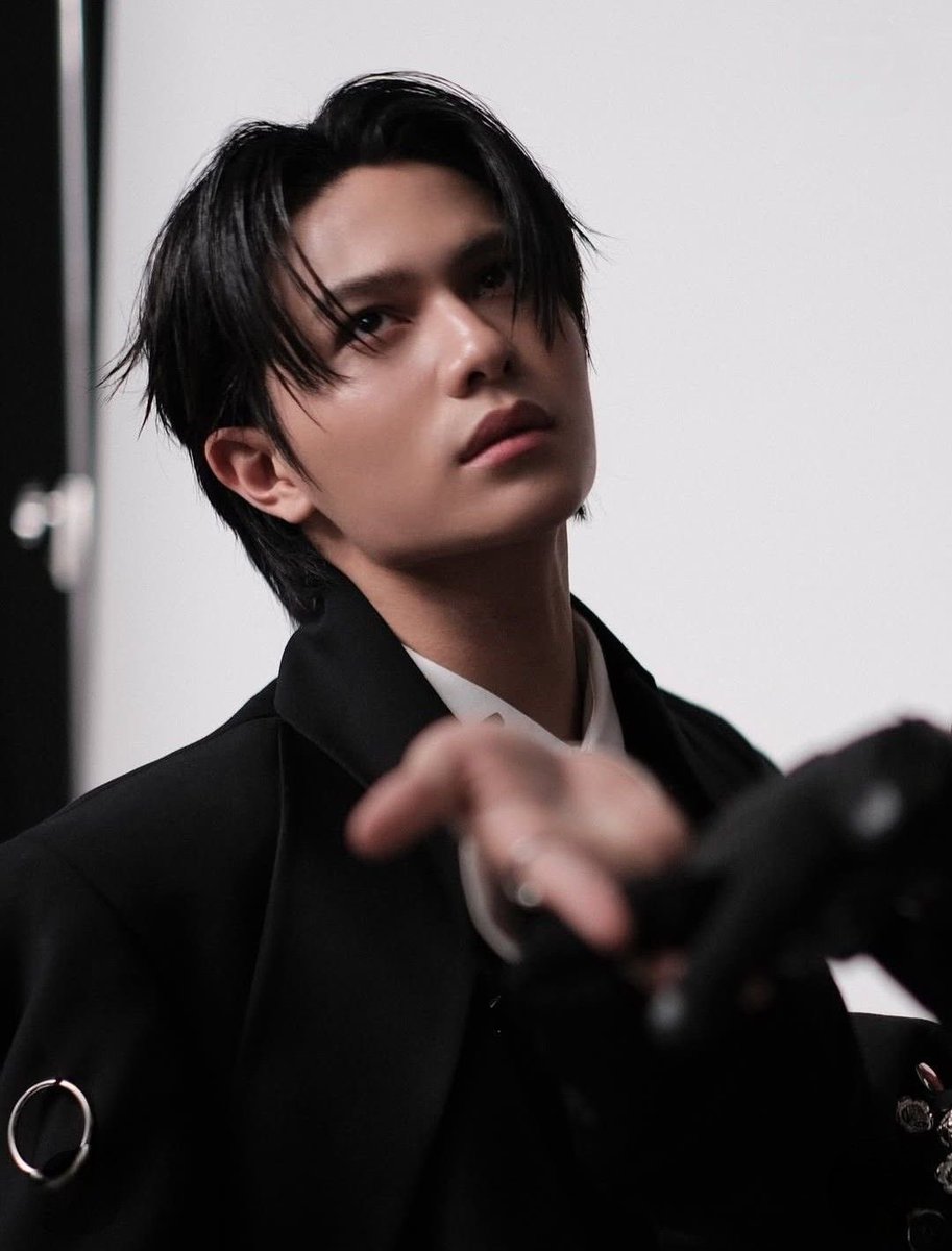 WestieBBF's tweet image. Part 4 of Imma start putting random photos of them together to see how it goes. 

#WilliamEst #วิลเลี่ยมเอส  #williamjkp #est_rvp

This William           With           This Est