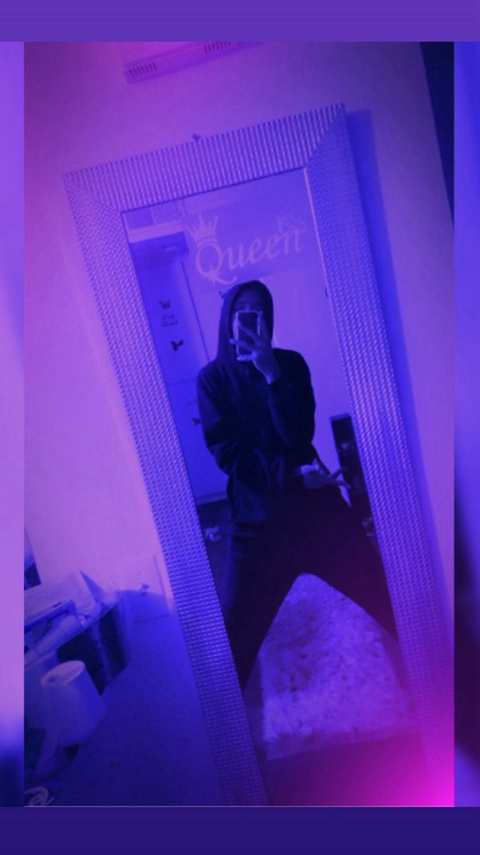 Azariah🥀 tweet media