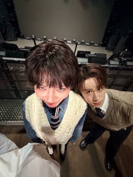 Baby Back In Line tweet media