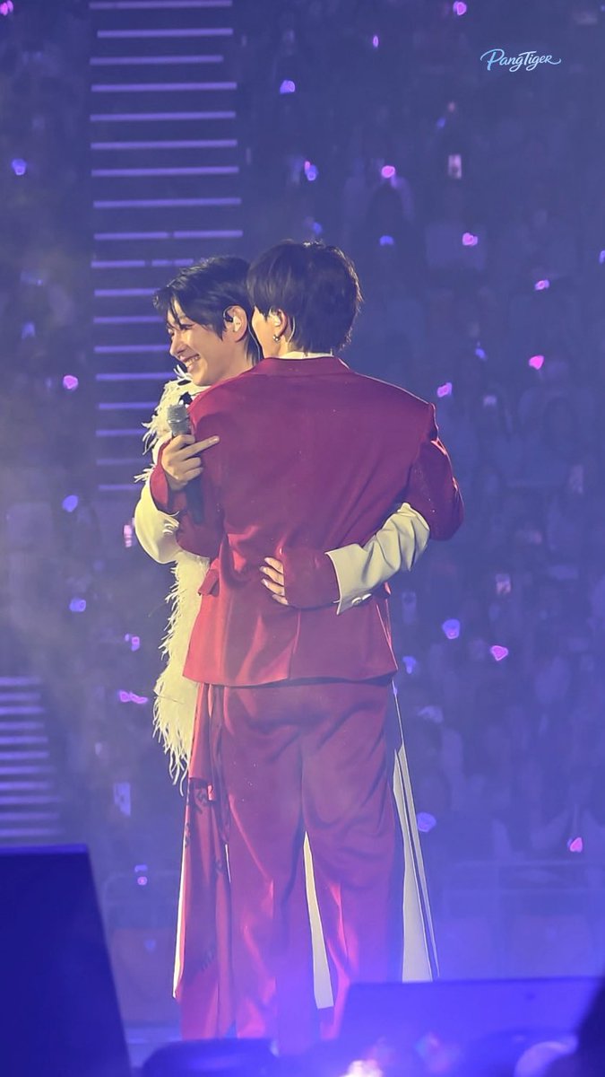 pangpangtiger tweet media