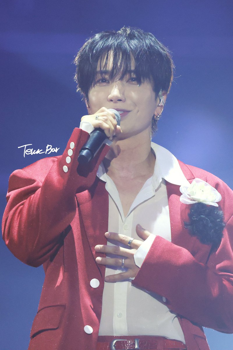 TeukBar's tweet photo. 260404 SUPER SHOW 10 SJ-CORE in SEOUL DAY2

언제 어디서나 
이 자리에 서있을게 🫶

#이특 #LEETEUK 
#イトゥク #利特 
#슈퍼주니어 #SUPERJUNIOR
@special1004
#SUPERSHOW10_SJCORE #SUPERSHOW10 https://t.co/NgTPbTb44Z