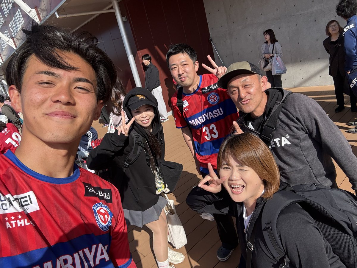 sona9060's tweet photo. 残念ながら試合はPK負けだったけどアゲの元気な姿を観れて良かった。
#FCマルヤス岡崎
#揚石琉生 https://t.co/yBwAcaa0PH