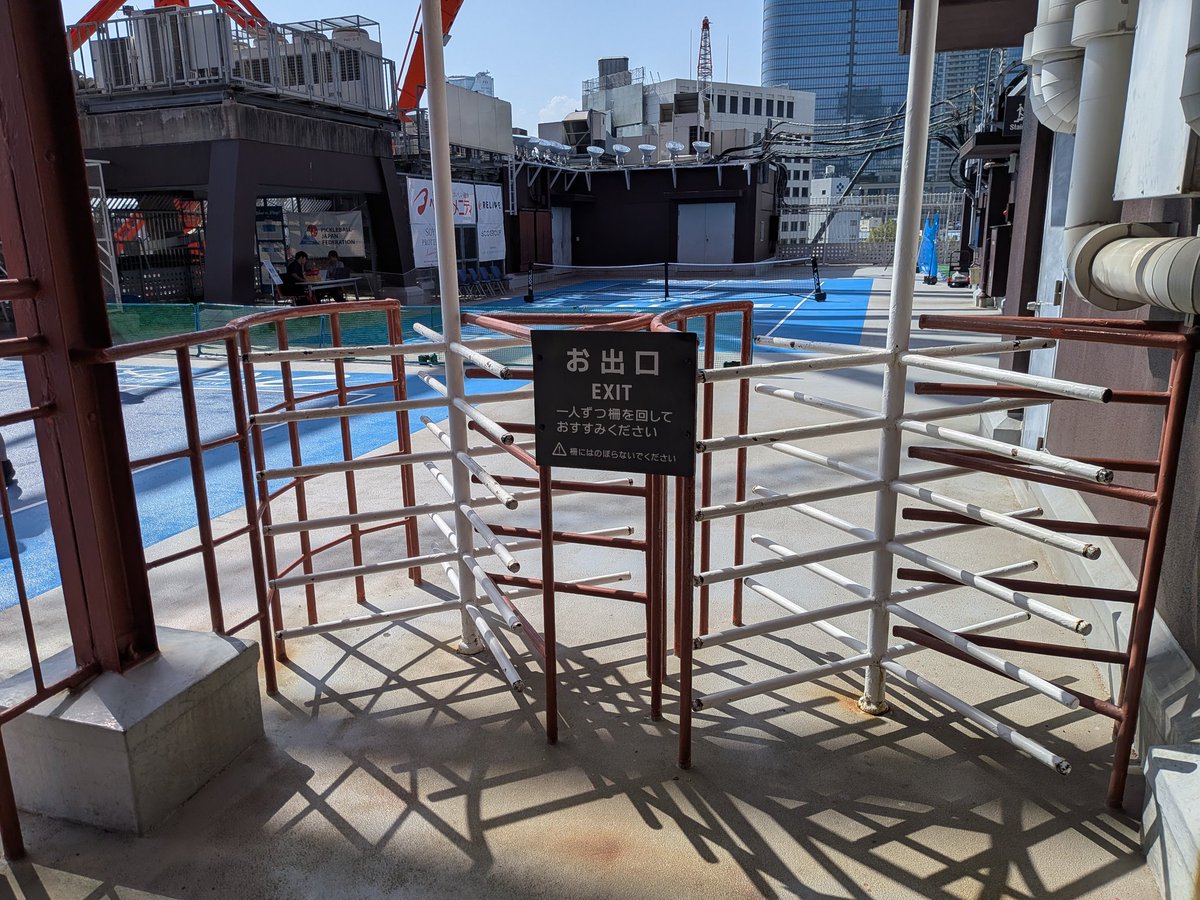 アレクロア tweet media