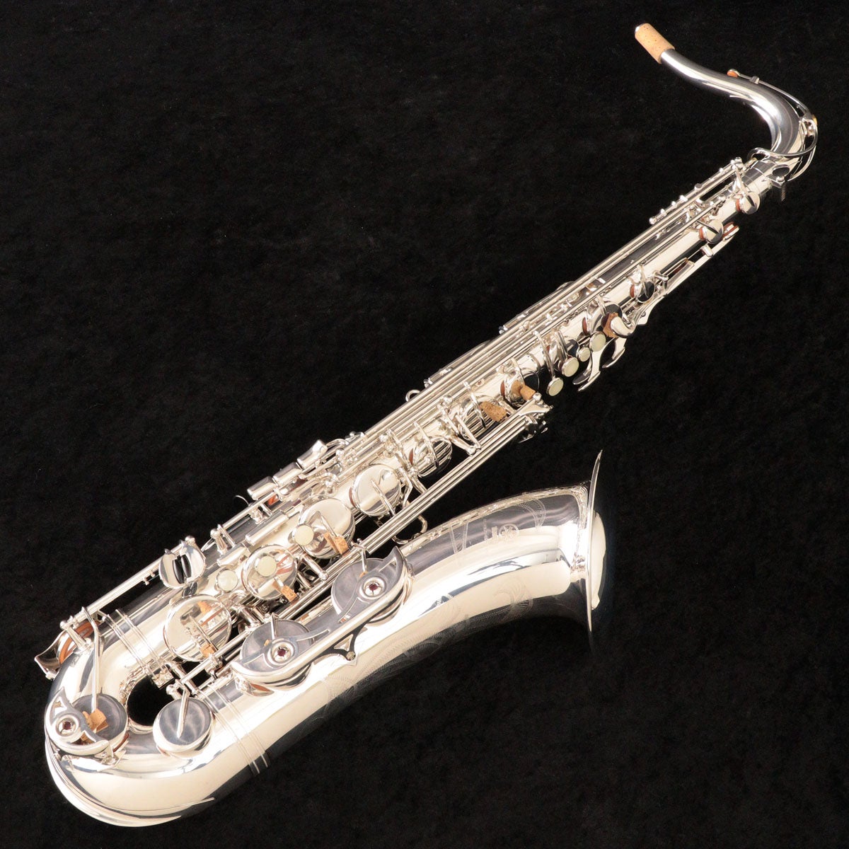 ishibashichamz's tweet image. 【ウィンドパル中古情報】

【中古】YAMAHA ヤマハ / Tenor YTS-62S G1Neck テナーサックス SN.11xxxx

ヤマハテナーサックスYTS-62Sです。
こちらは銀メッキ仕上げの個体でラッカー仕上げの62に比べて許容キャパシティも広く、密度のある重厚なサウンドになります。

#yamaha #sax