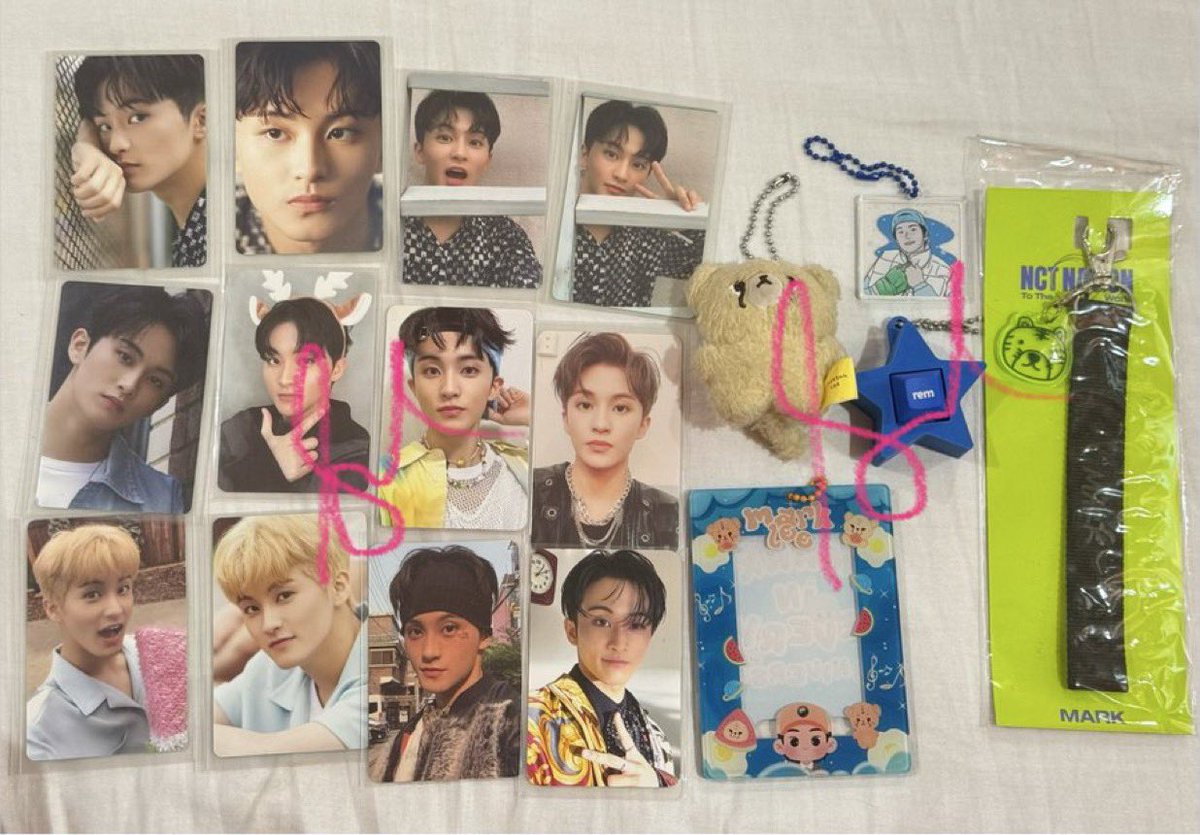 neomuhei's tweet photo. wts lfb ph

mark cheetah lee pc and merch set

- P2800 set; PAYO / 1 wk (50% dp)
- can look for kahati will ship to 1 add; prio set taker

📍: pasig
💵: bpi, bdo, maya bank transfer
🛵: ggx, lbc nsakto

# dicon neo zone fact check pink christmas nct nation 7cm 10cm https://t.co/3fYQegfisz