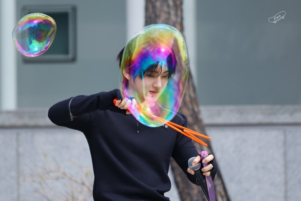 𝗽𝗹𝗮𝗰𝗲 tweet media