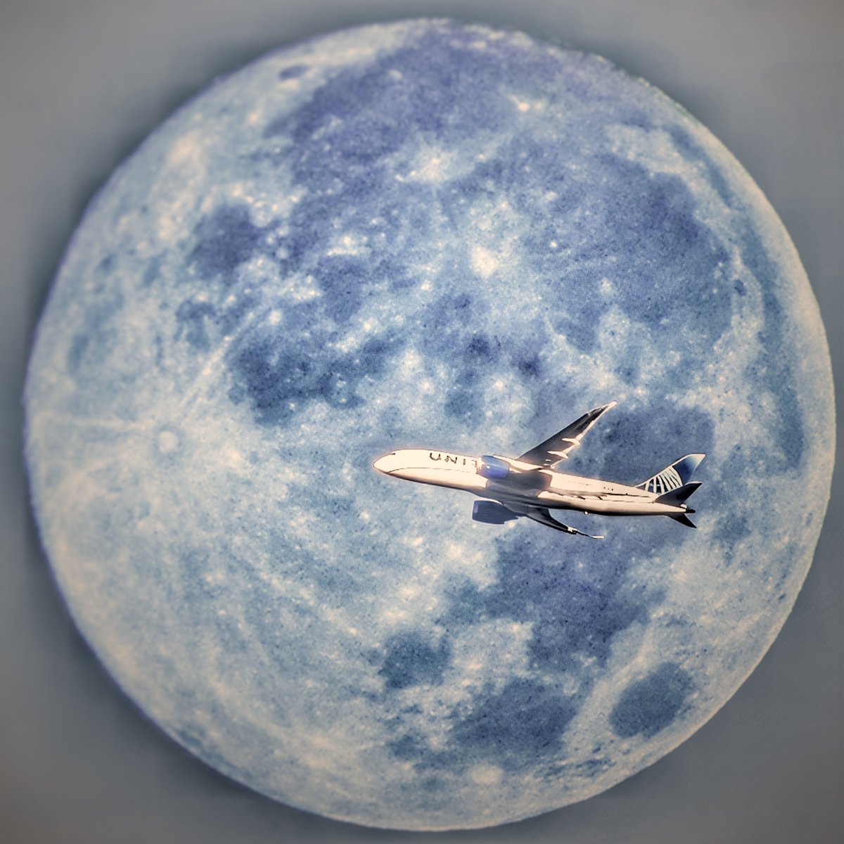 UwU_Reika_'s tweet image. Random test photo 😸👍 ✈️🌕
#Snapseed #TestPhoto #MoonPhoto #PlanePhoto #MoonAndPlane #PlaneAndMoon