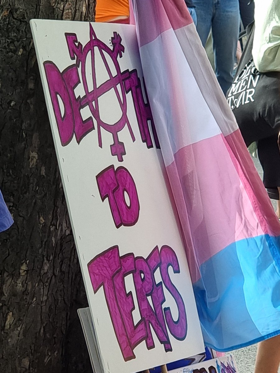 Michaela W. tweet media