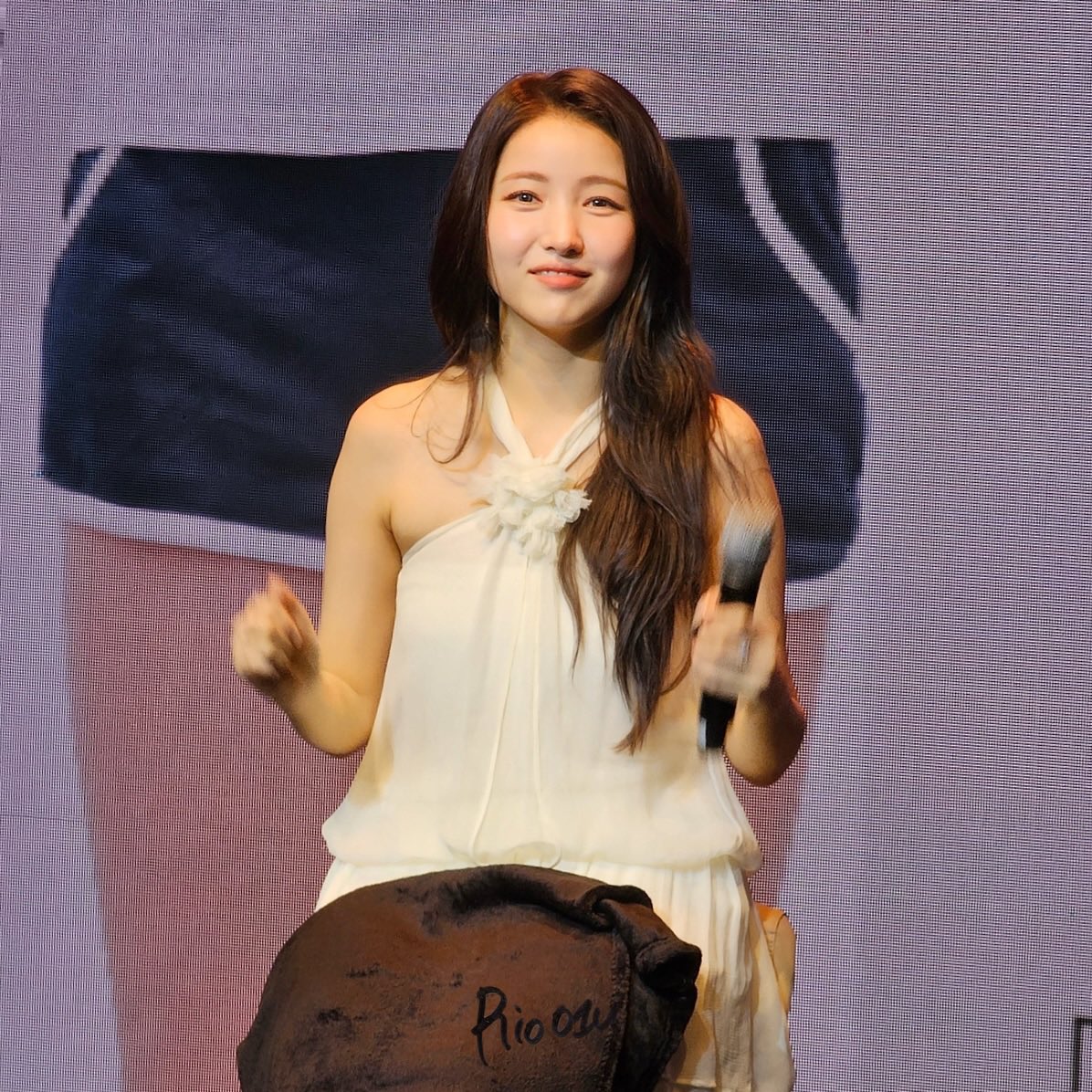 Rio 리오 tweet media