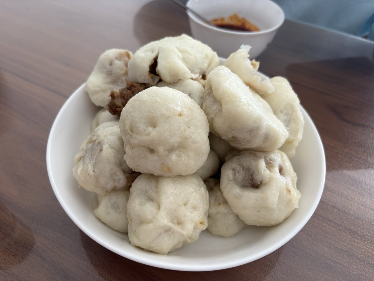 axmiao_'s tweet photo. 丑巴巴的小笼包✅ https://t.co/OGIlttpTjW