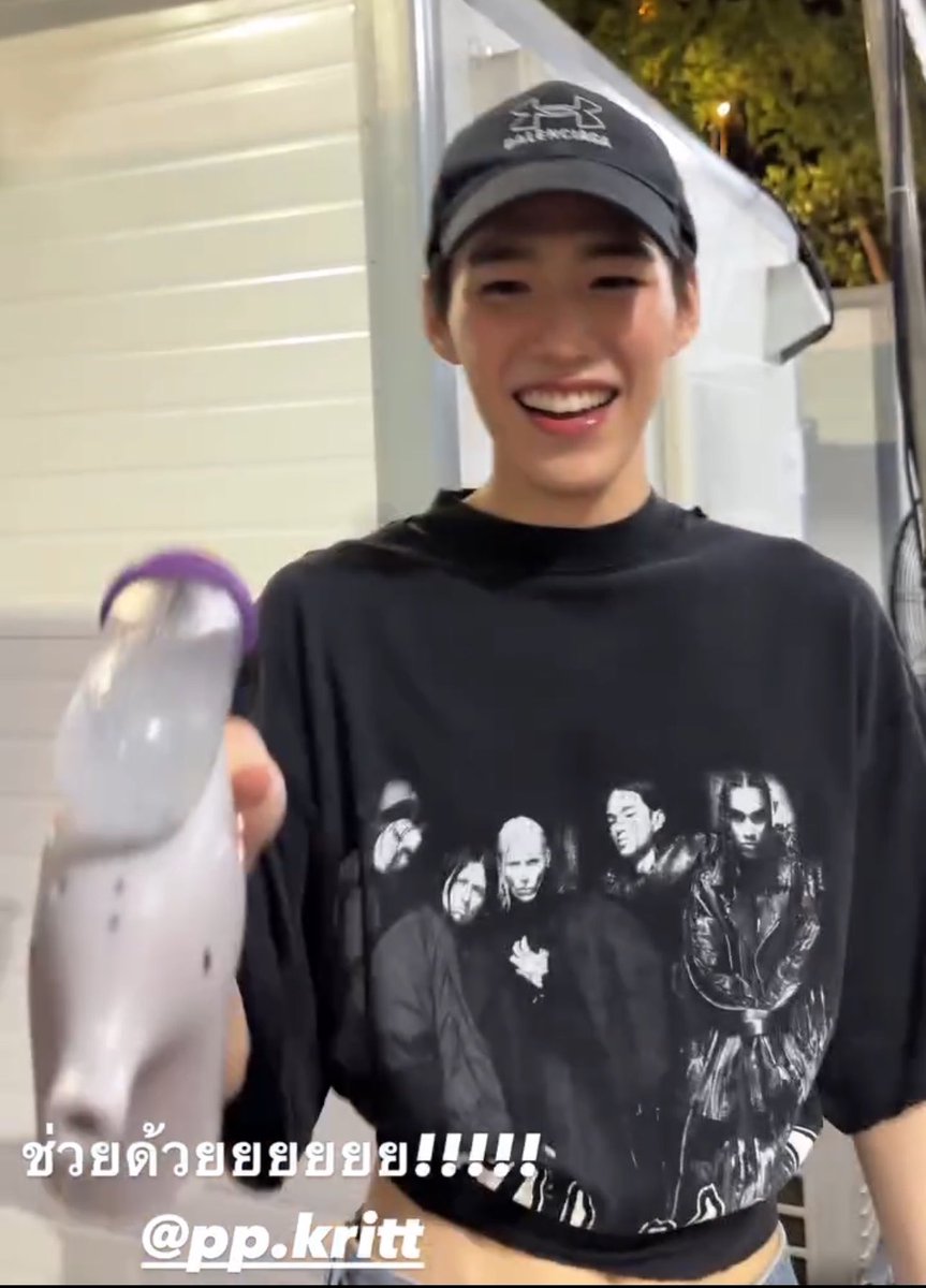 muffinp🧁 tweet media