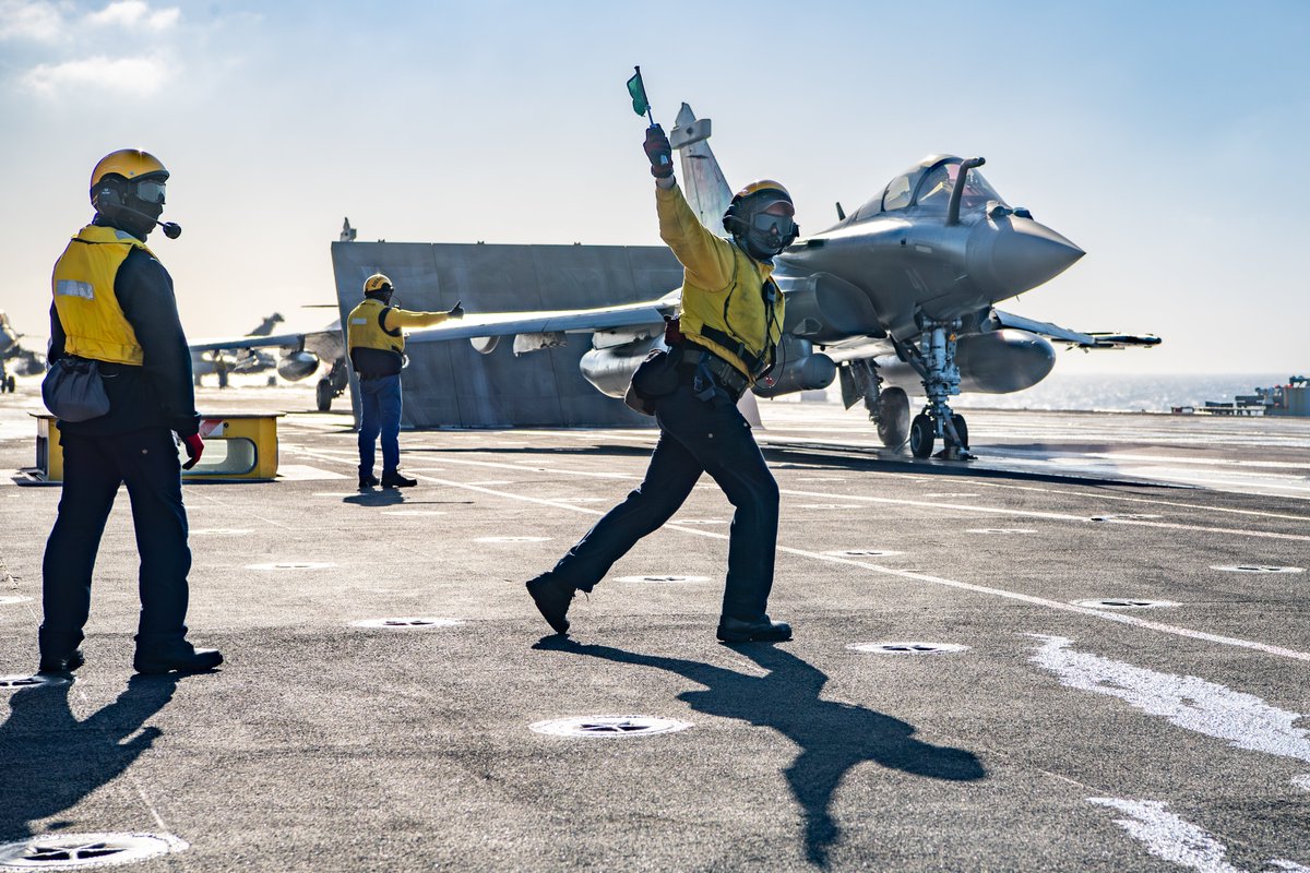 French Carrier Strike Group tweet media