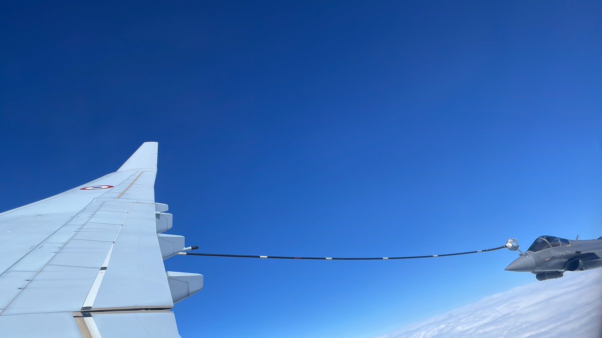 French Carrier Strike Group tweet media