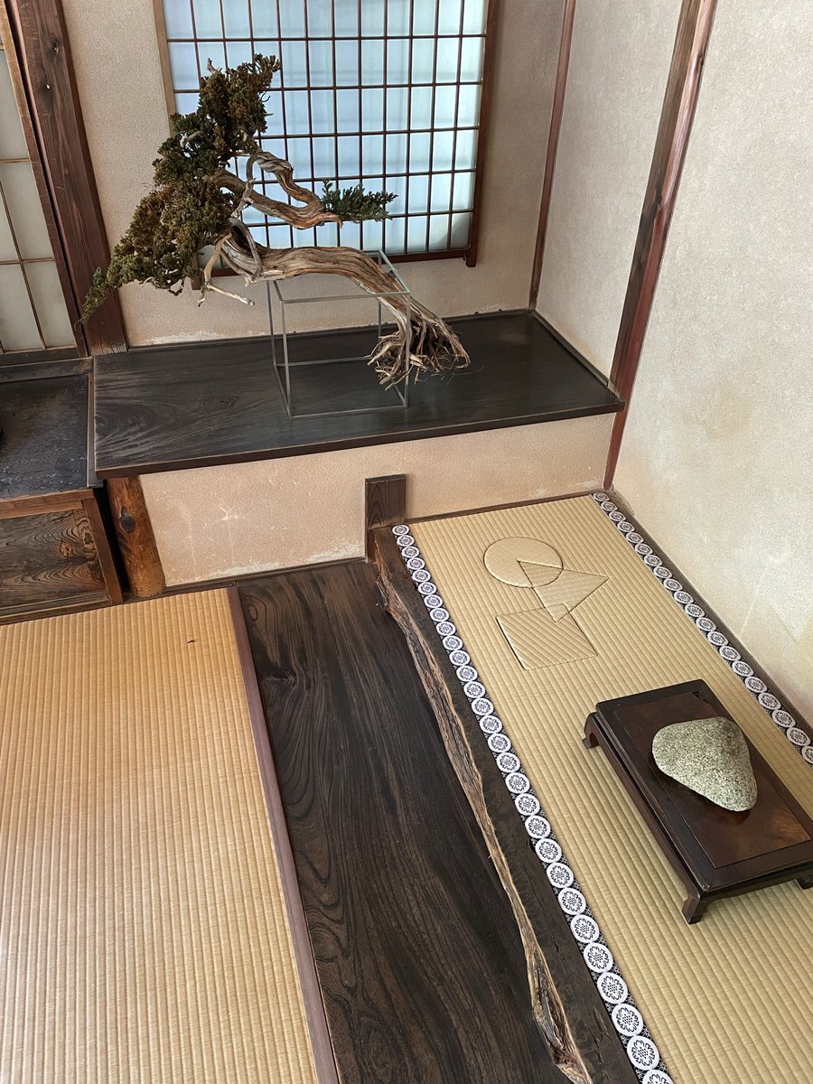 たろす tweet media