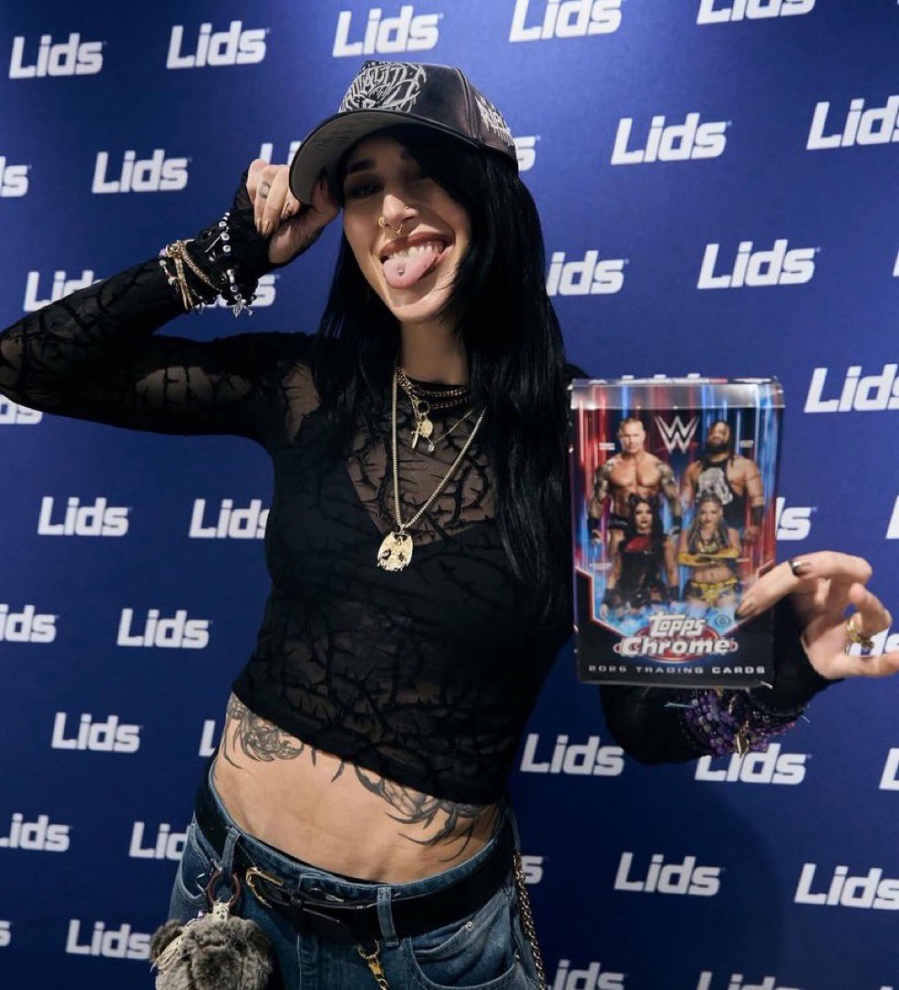 𝗟𝗔𝗗𝗬 𝗥𝗜𝗣𝗟𝗘𝗬 𝓫𝓮𝓵𝓲𝓮𝓿𝓮 𝓲𝓽 or not . tweet media