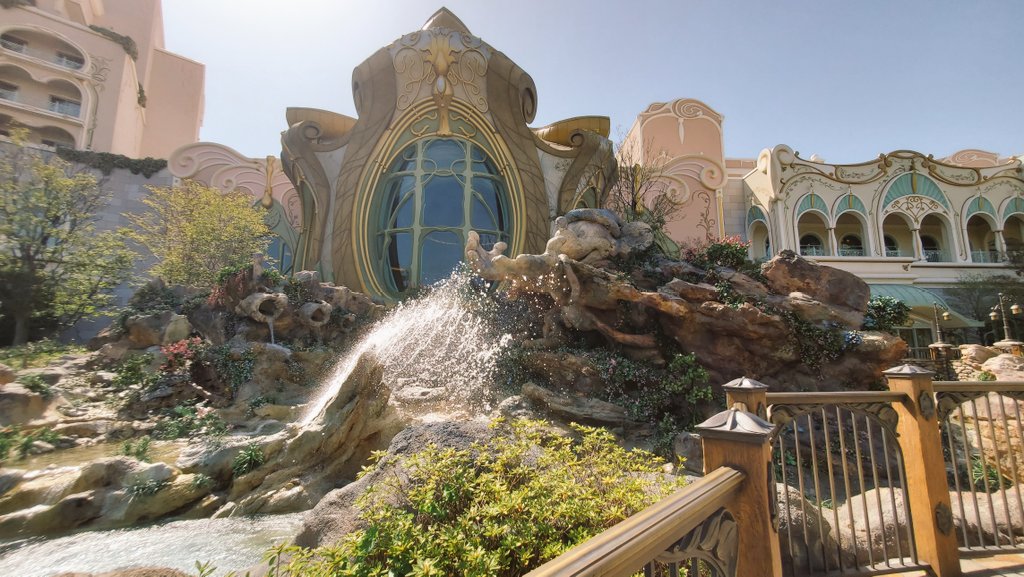 けいけい tweet media